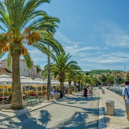 Apartman Emil Supetar Εξωτερικό φωτογραφία