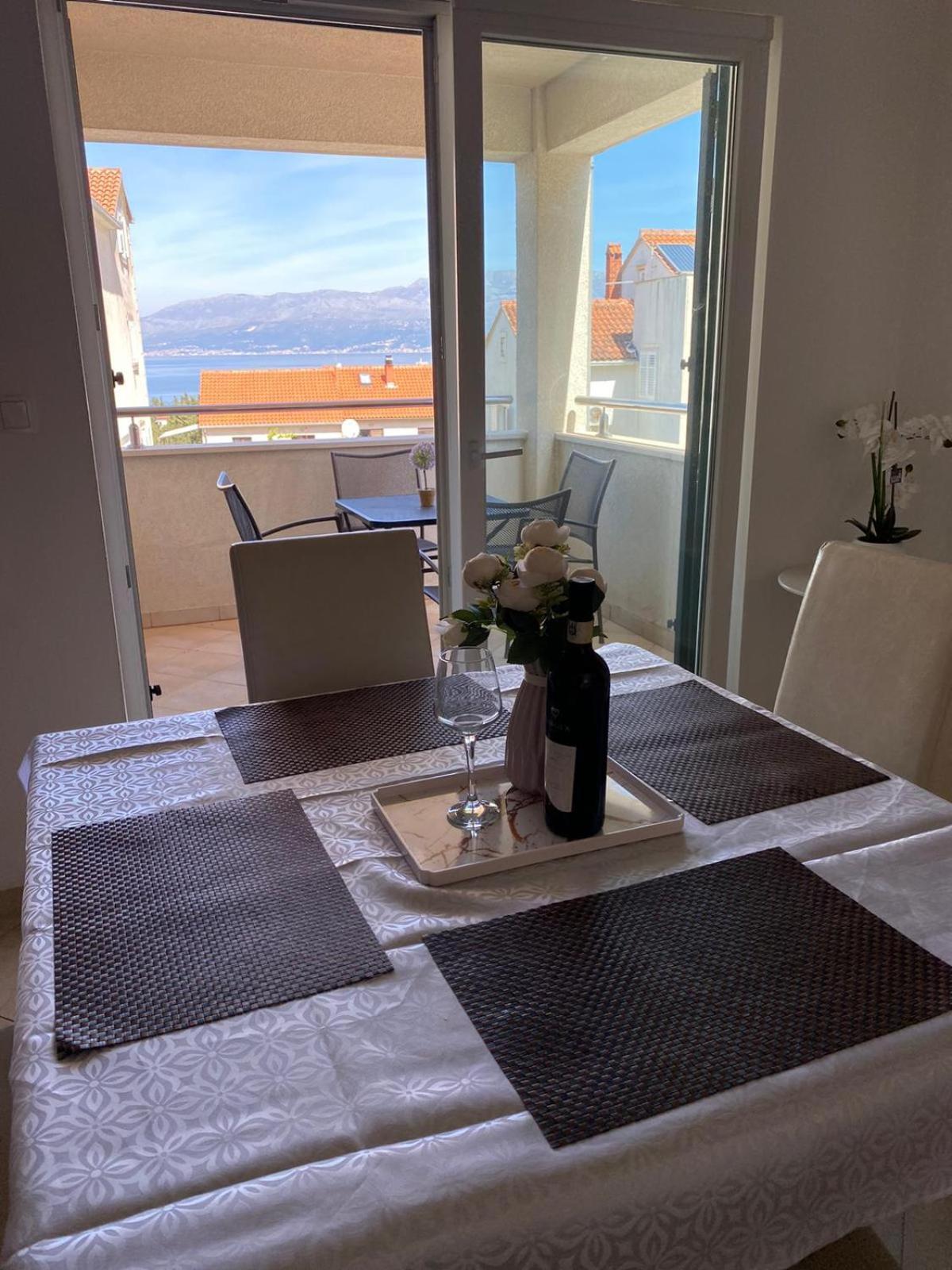 Apartman Emil Supetar Εξωτερικό φωτογραφία